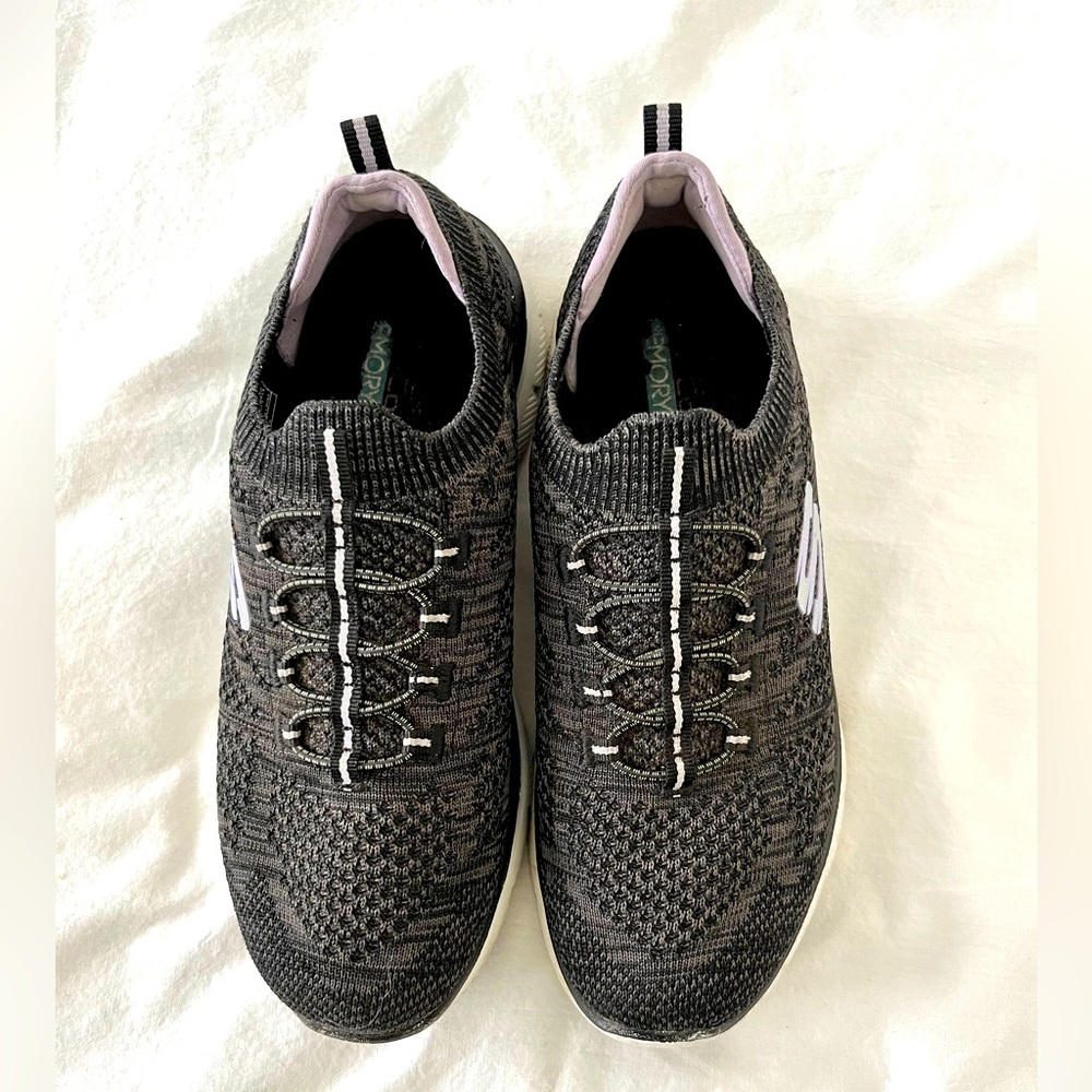 Memory Foam Sketchers - image 1